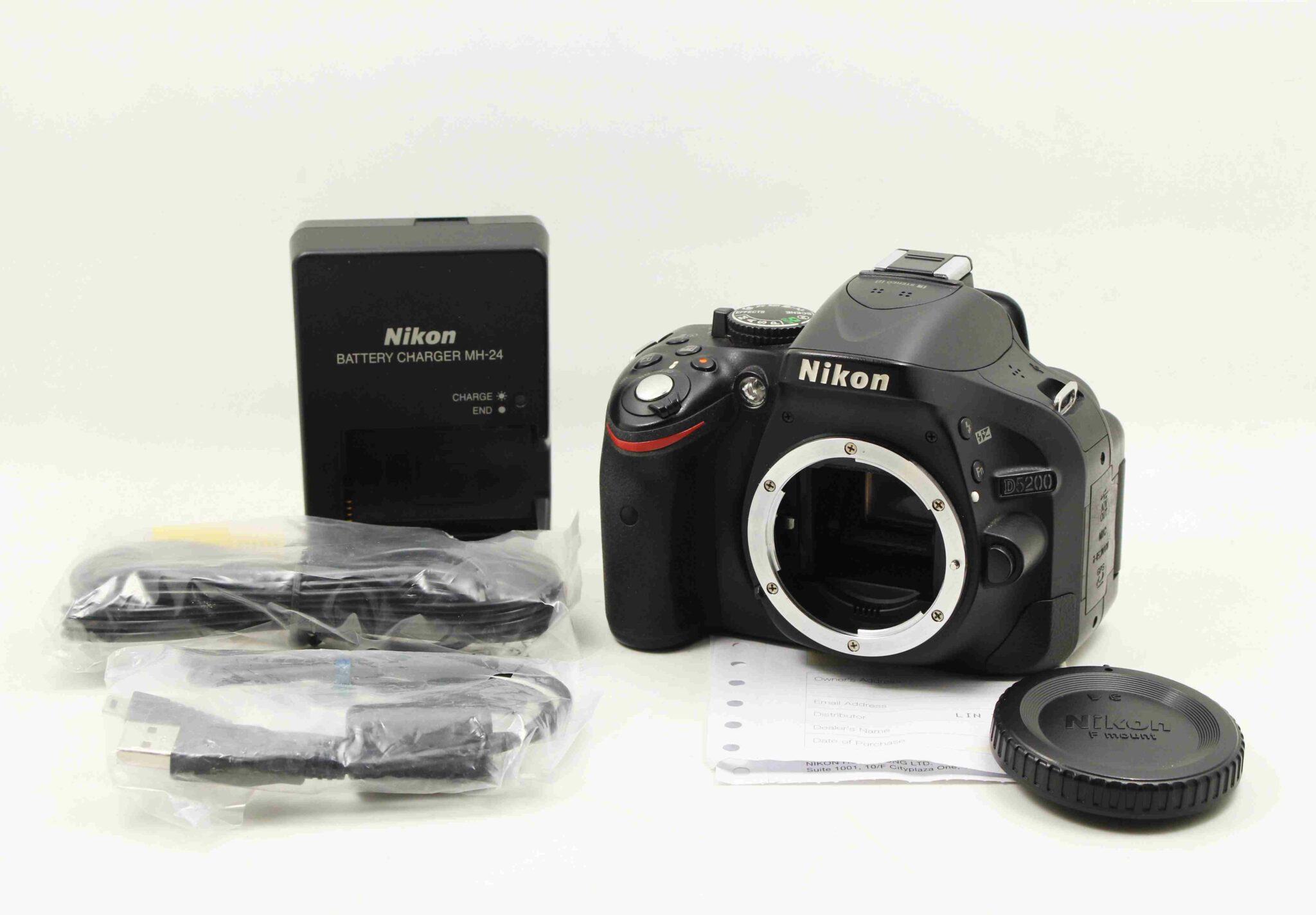 |台中收購二手相機,鏡頭|Nikon D5200 單機身 公司貨 二手 單眼相機 快門次數15596 #05800