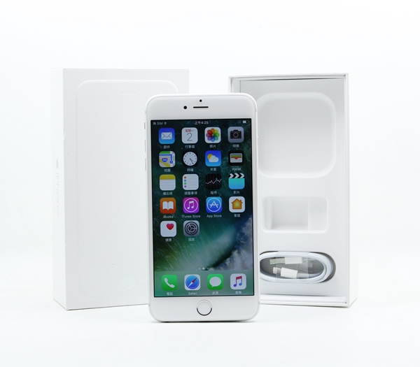 |高雄二手機拍賣價格|Apple iPhone 6 plus 銀 64G 64GB 二手 5.5吋 蘋果手機 #09400