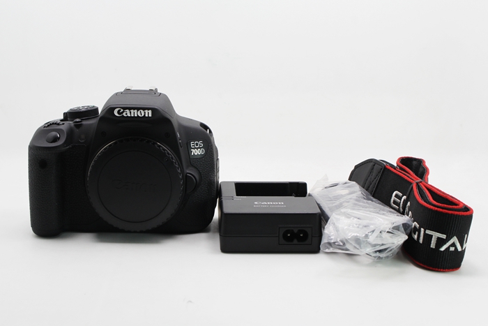 |高雄收購二手單眼相機|CANON EOS 700D 單機身 APS-C 快門2360二手單眼 公司貨 #10515